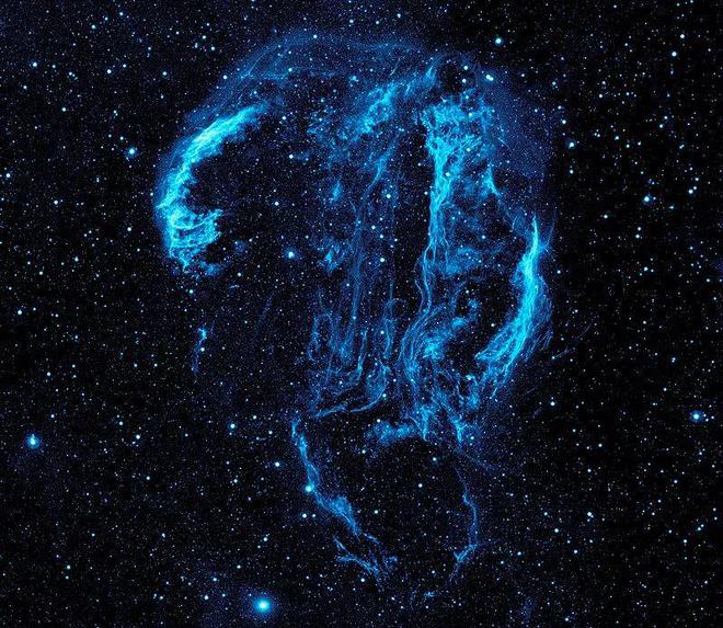 星编织出天空之幕凯时尊龙死亡恒(图1)